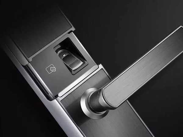 莲池24小时上门开锁公司